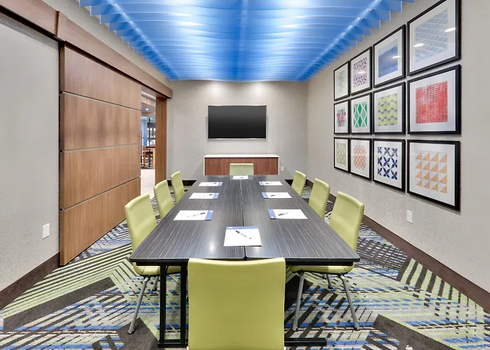 Holiday Inn Express & Suites Fort Worth North - Northlake By Ihg