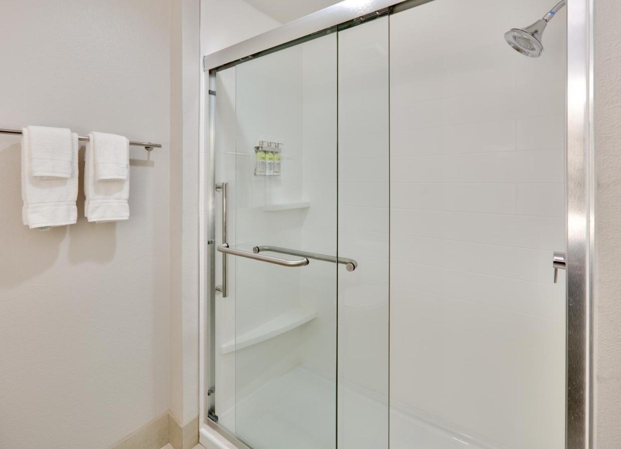 Hotel Express & Worth North - Northlake By Ihg 3*