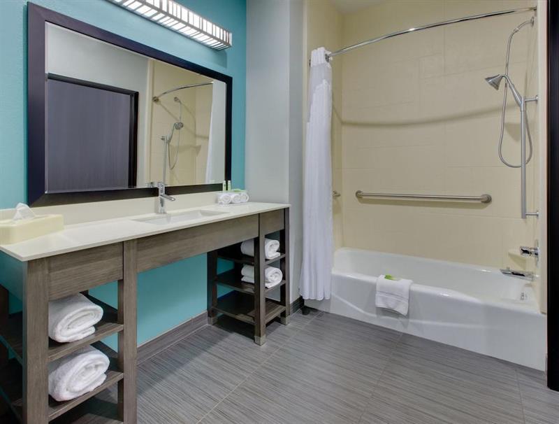 Express & Worth North - Northlake By Ihg Hotel